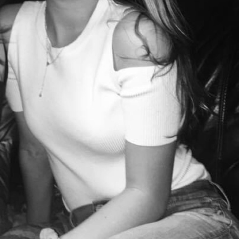 White off shoulder ribbed tank